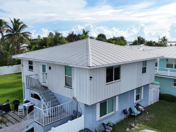 1811 MELALEUCA Drive, Fort Pierce, FL 34949