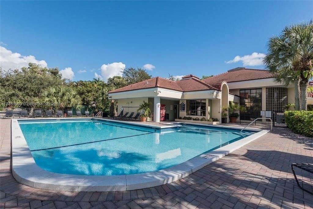 2445 SW 18th, Unit 406, Fort Lauderdale, FL 33315 Photo