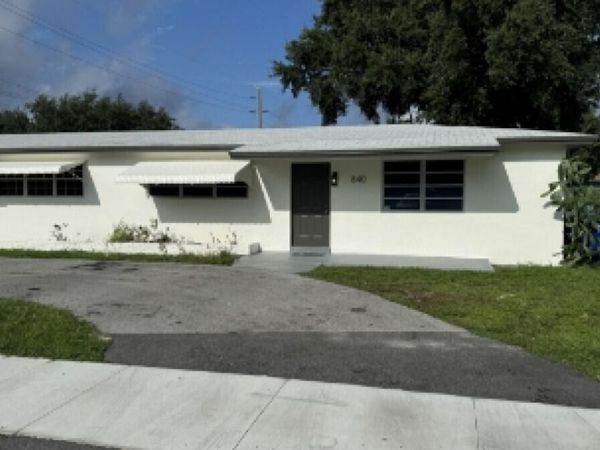 842 S 63rd Avenue, Hollywood, FL 33023