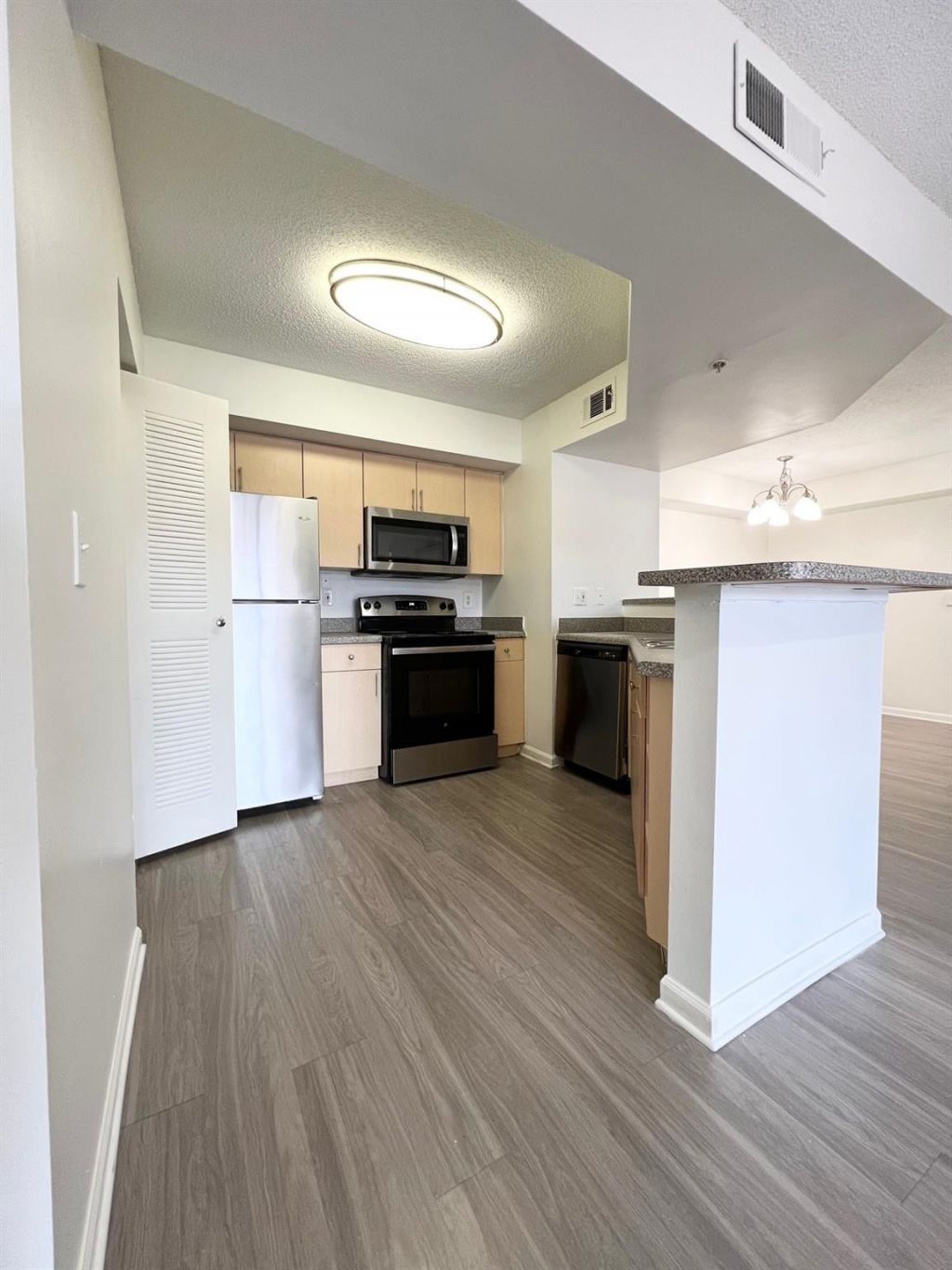 3738 NW Mediterranean Lane, Unit 305, Jensen Beach, FL 34957 Photo