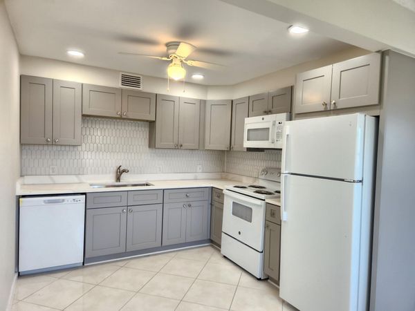 3025 Newcastle B, Boca Raton, FL 33434