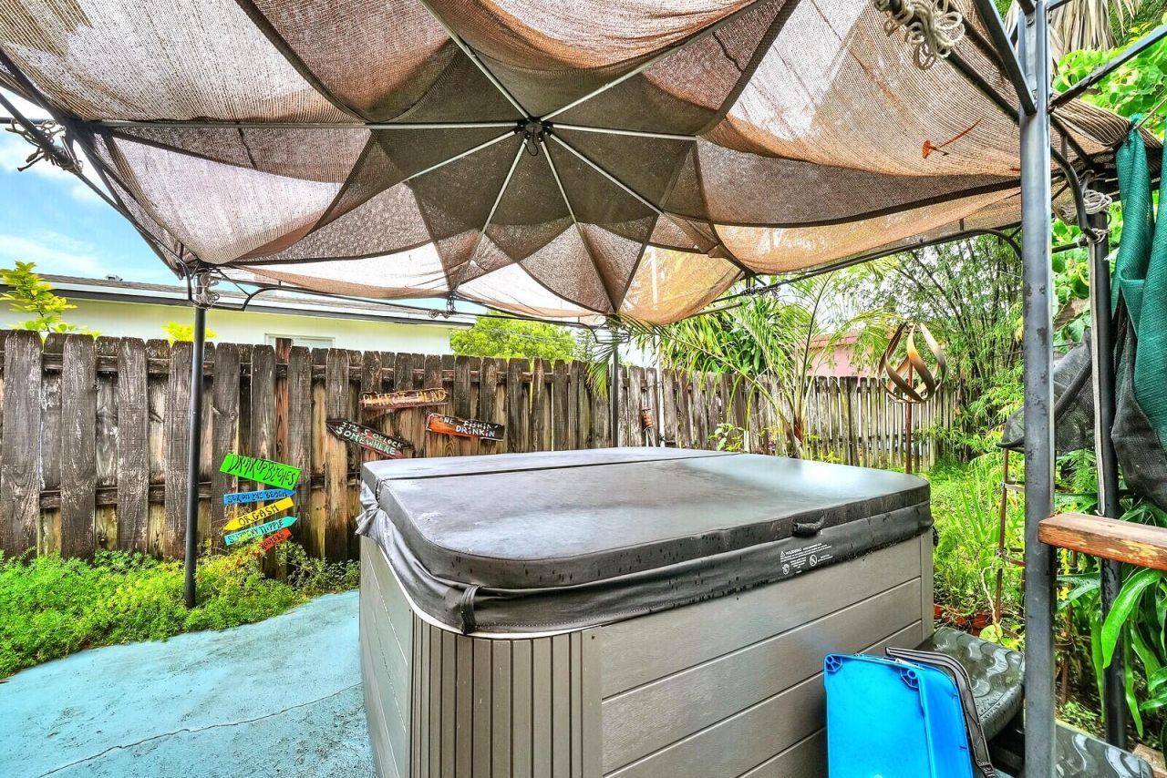 1106 S F Street, Lake Worth Beach, FL 33460 Photo