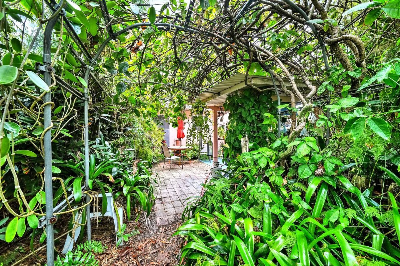 1106 S F Street, Lake Worth Beach, FL 33460 Photo