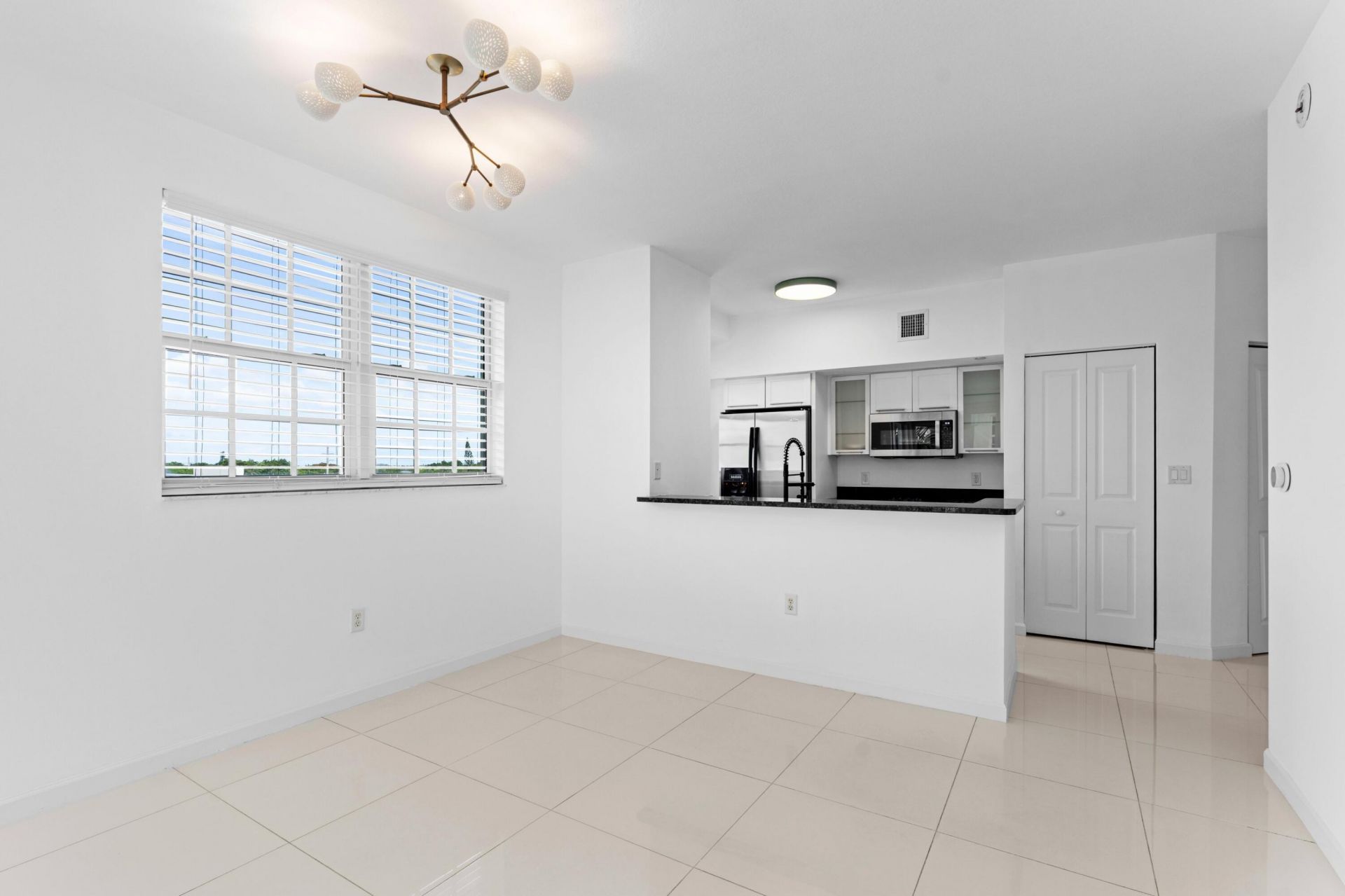 235 NE 1st Street, Unit 505, Delray Beach, FL 33444 Photo