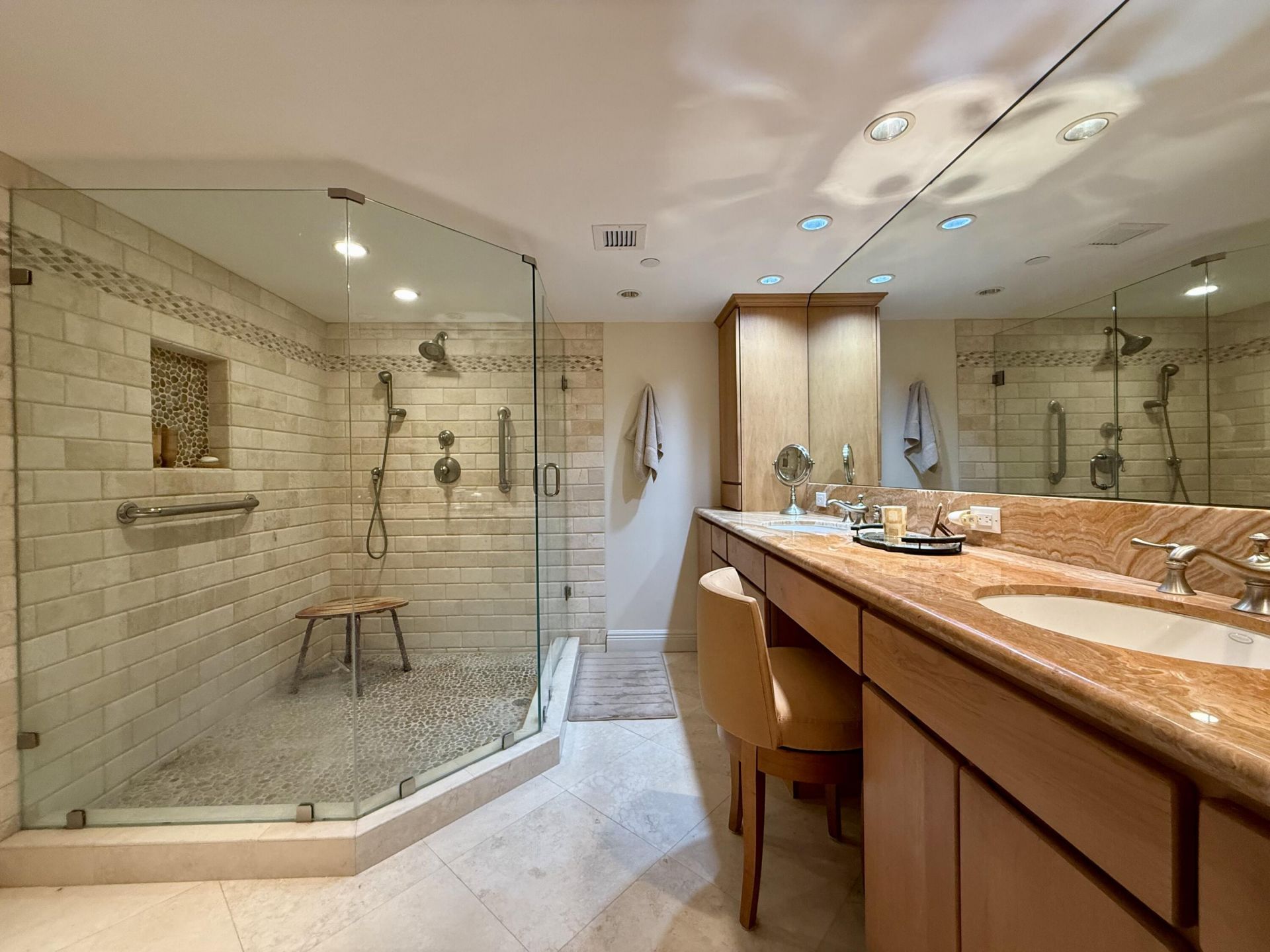 3440 S Ocean Boulevard, Unit 304, Palm Beach, FL 33480 Photo