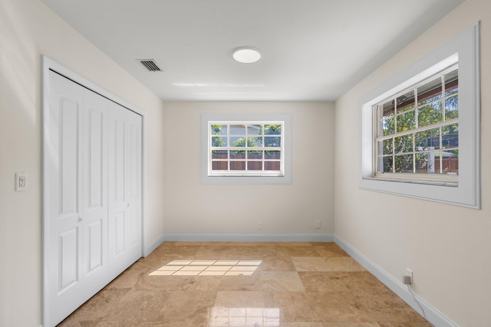 930 SE 10th Court, Pompano Beach, FL 33060 Photo