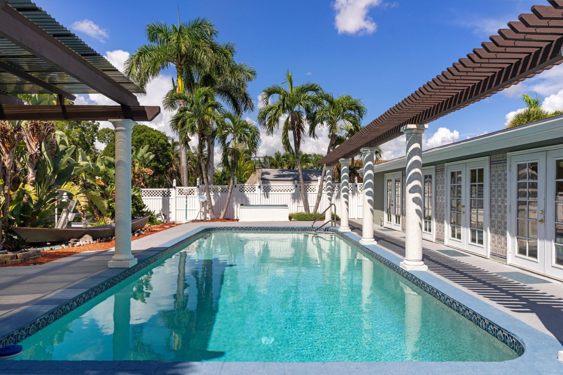 930 SE 10th Court, Pompano Beach, FL 33060 Photo