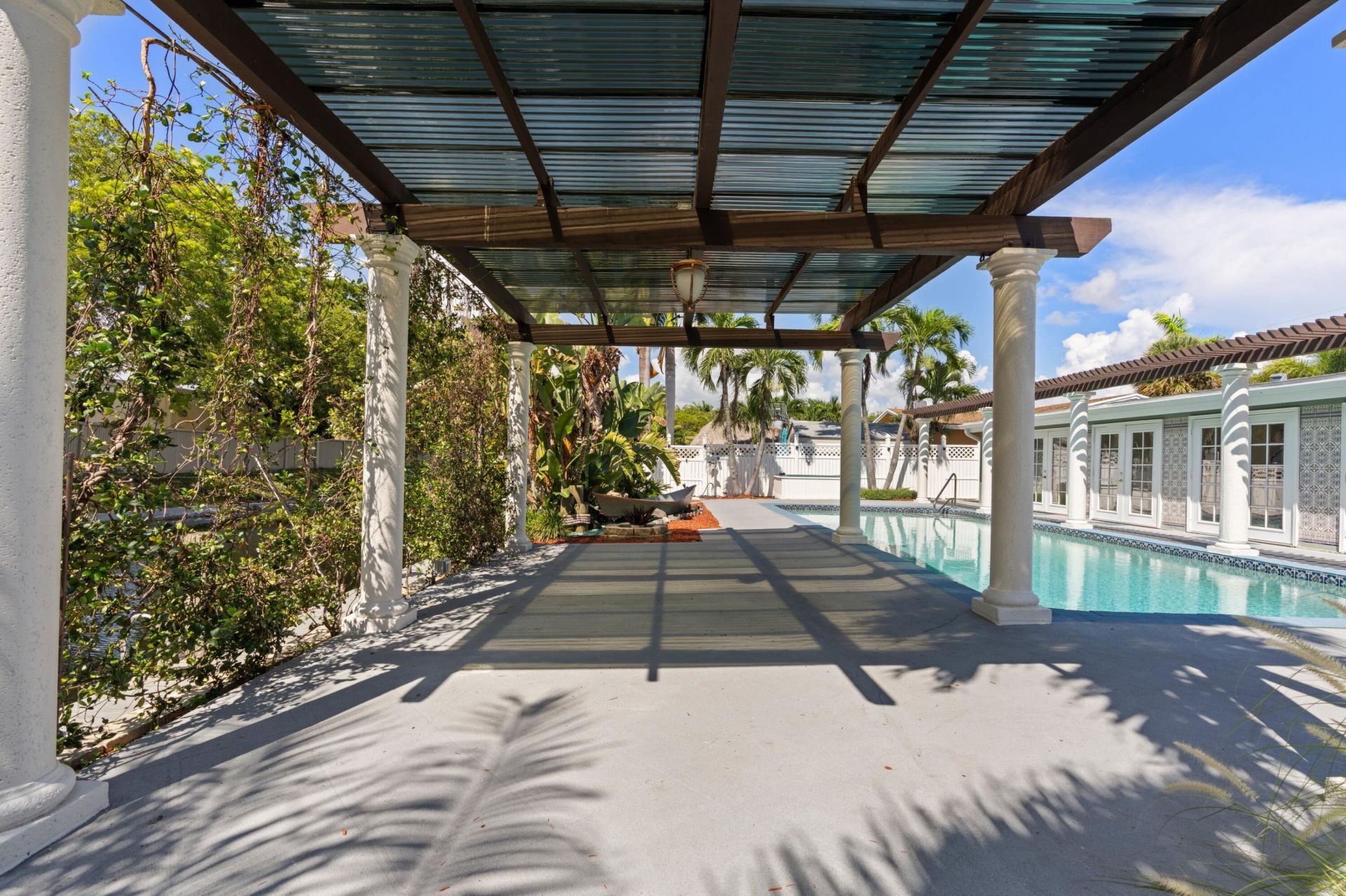 930 SE 10th Court, Pompano Beach, FL 33060 Photo