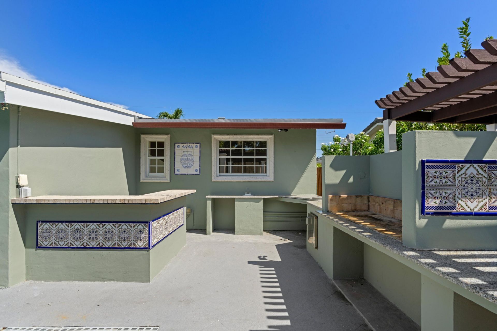 930 SE 10th Court, Pompano Beach, FL 33060 Photo