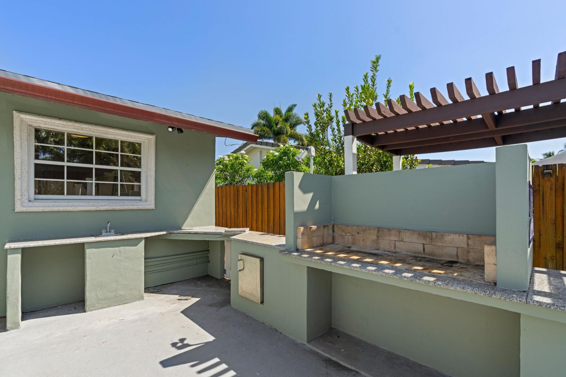 930 SE 10th Court, Pompano Beach, FL 33060 Photo