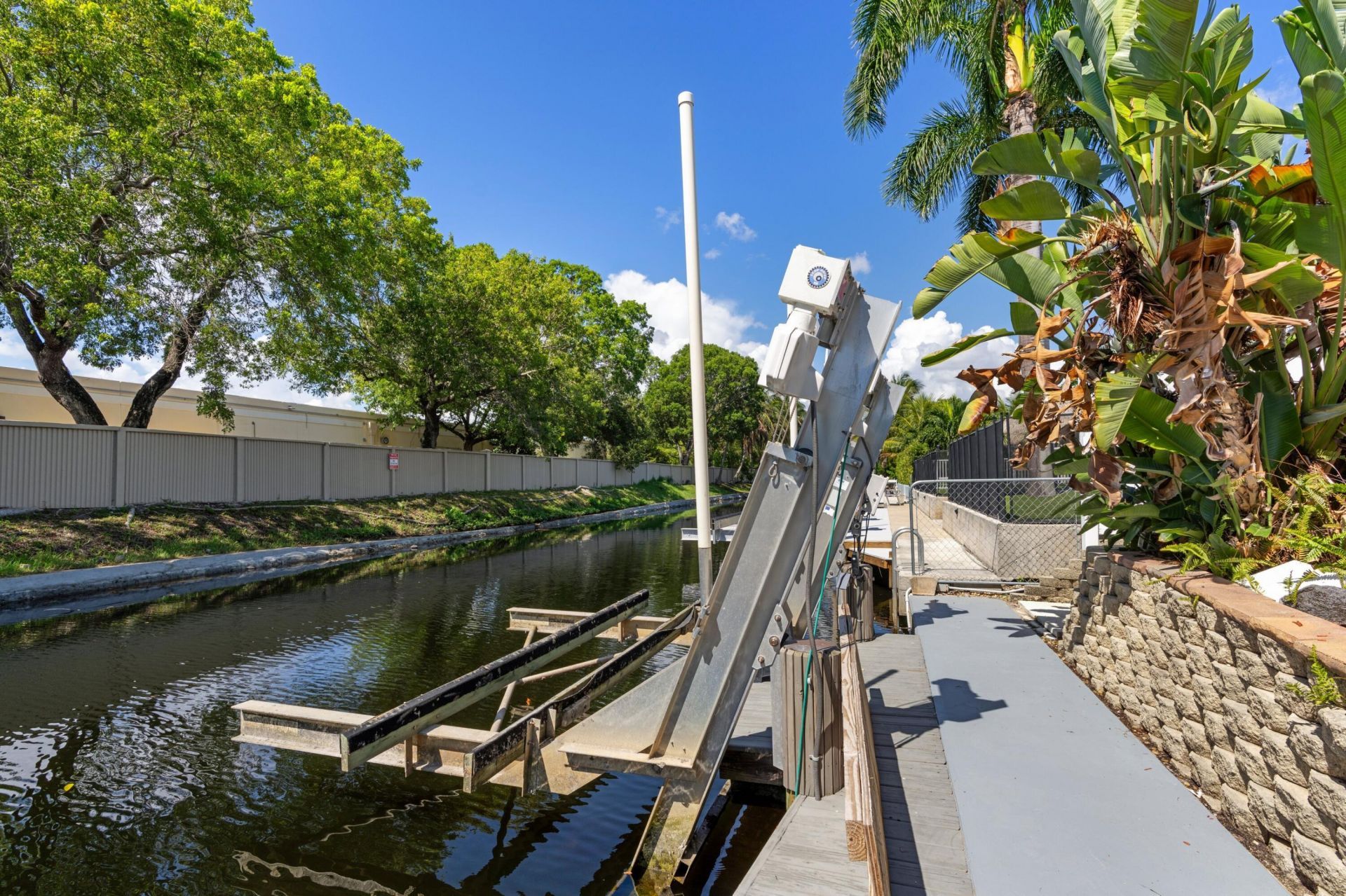 930 SE 10th Court, Pompano Beach, FL 33060 Photo