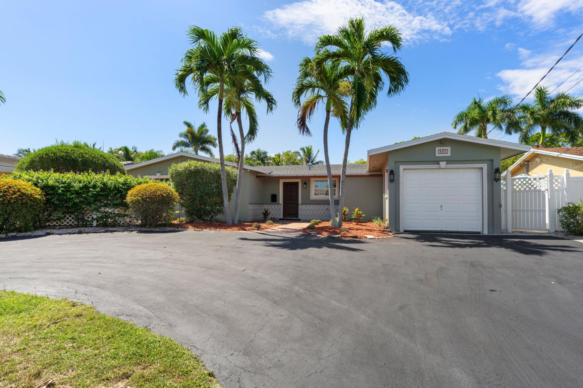 930 SE 10th Court, Pompano Beach, FL 33060 Photo