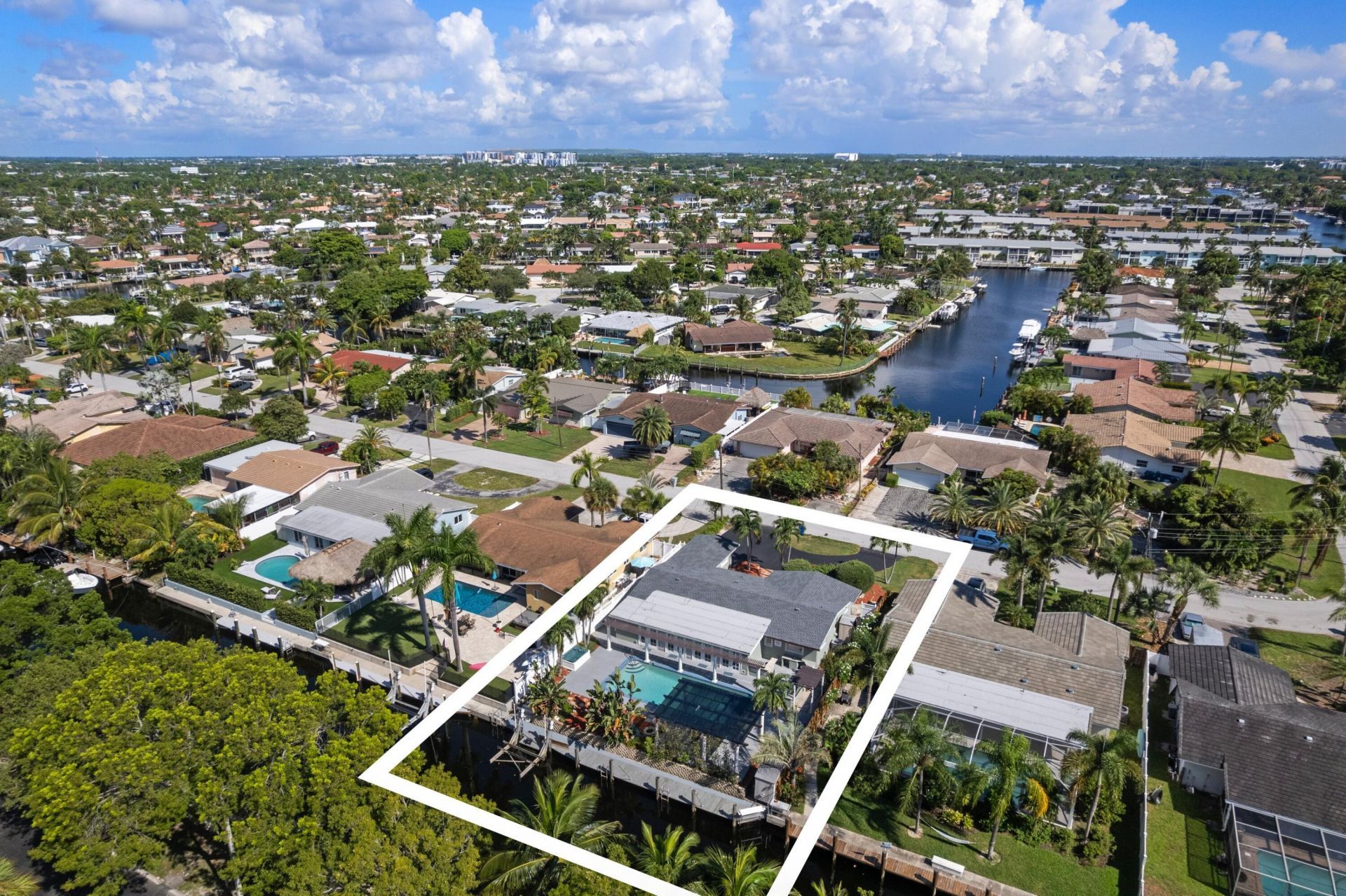 930 SE 10th Court, Pompano Beach, FL 33060 Photo