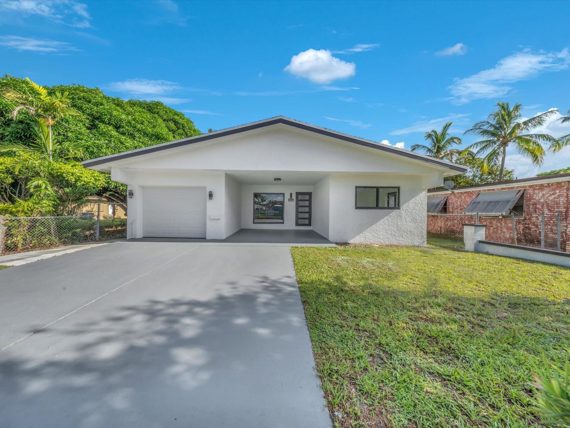 4531 SW 20th Street, West Park, FL 33023 Photo