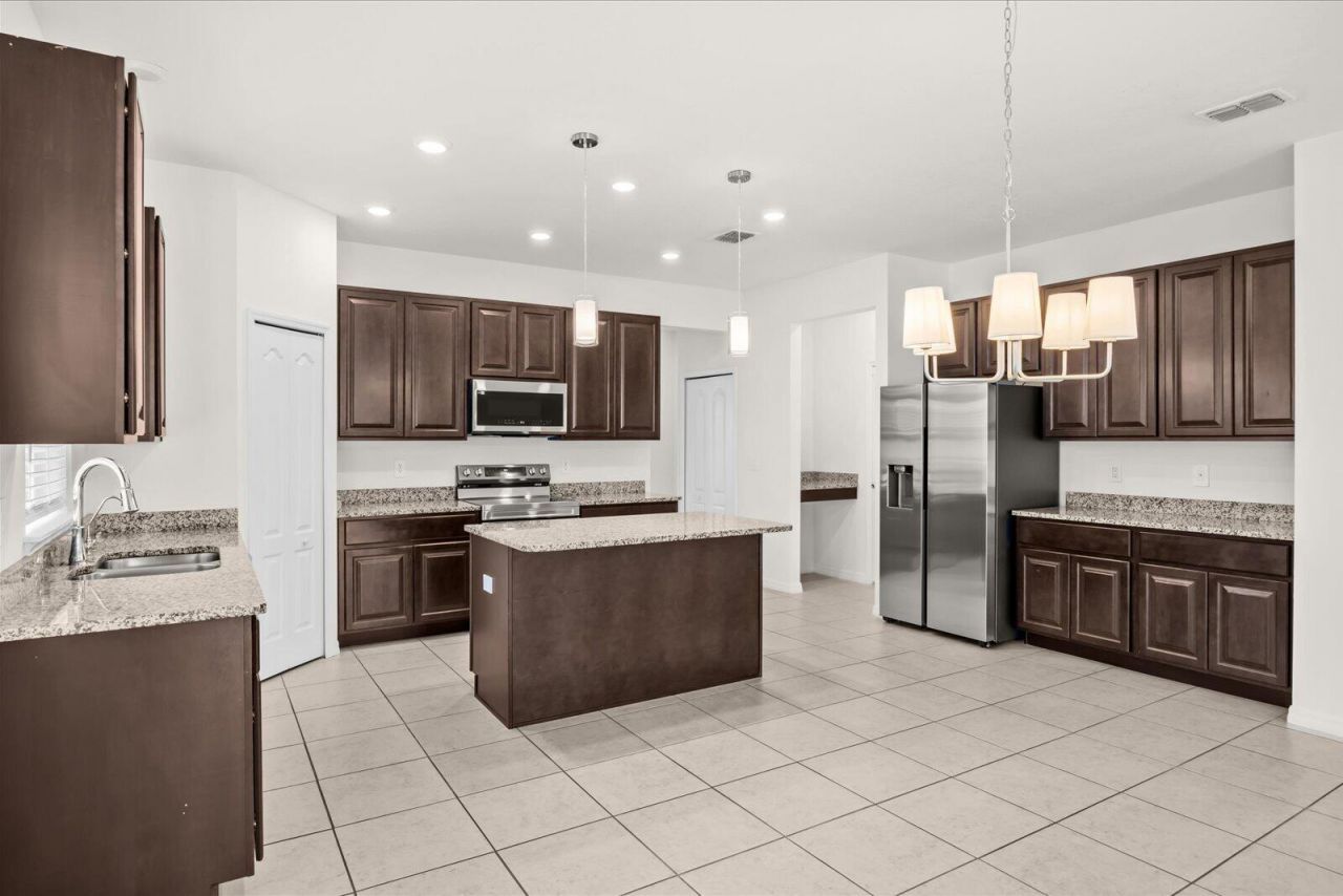 3232 SE Quay Street, Port Saint Lucie, FL 34984 Photo
