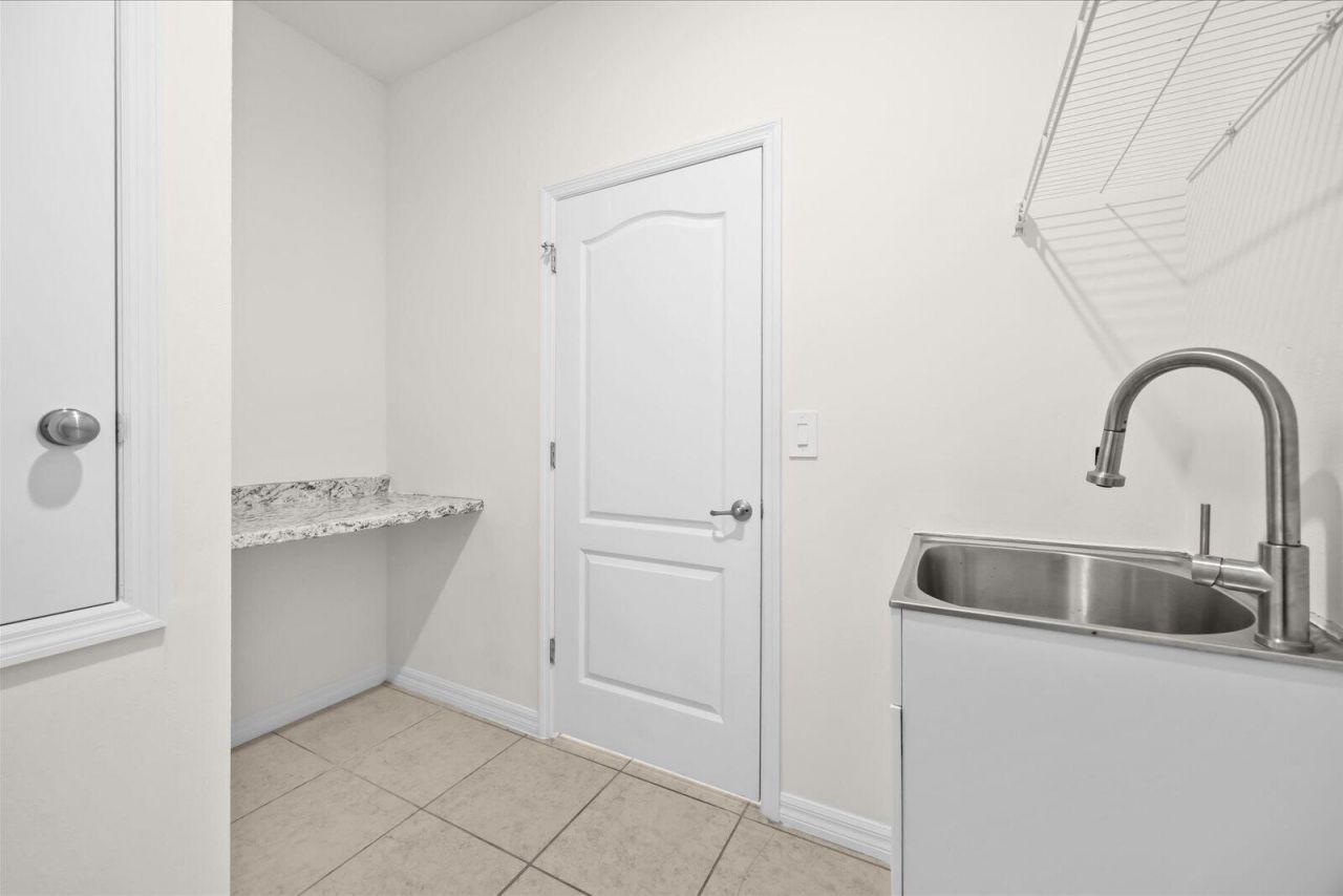 3232 SE Quay Street, Port Saint Lucie, FL 34984 Photo