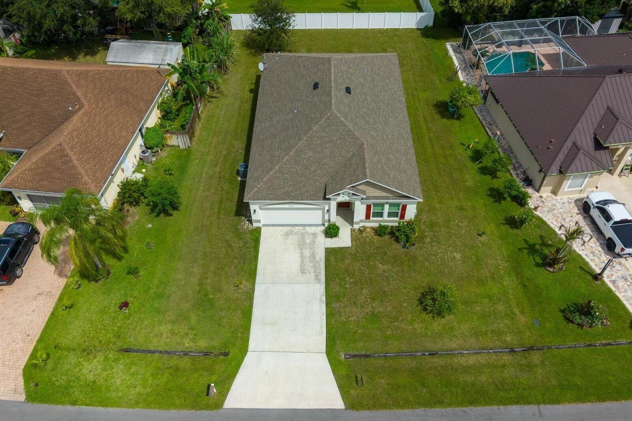 3232 SE Quay Street, Port Saint Lucie, FL 34984 Photo