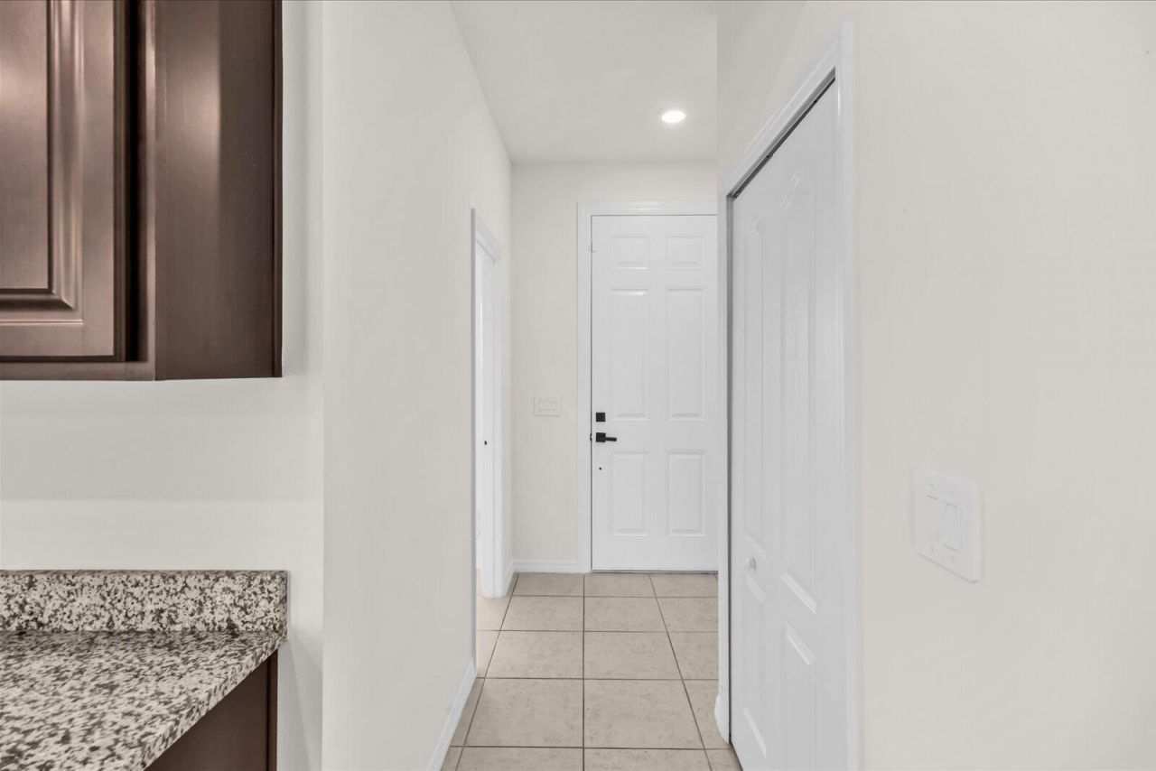 3232 SE Quay Street, Port Saint Lucie, FL 34984 Photo
