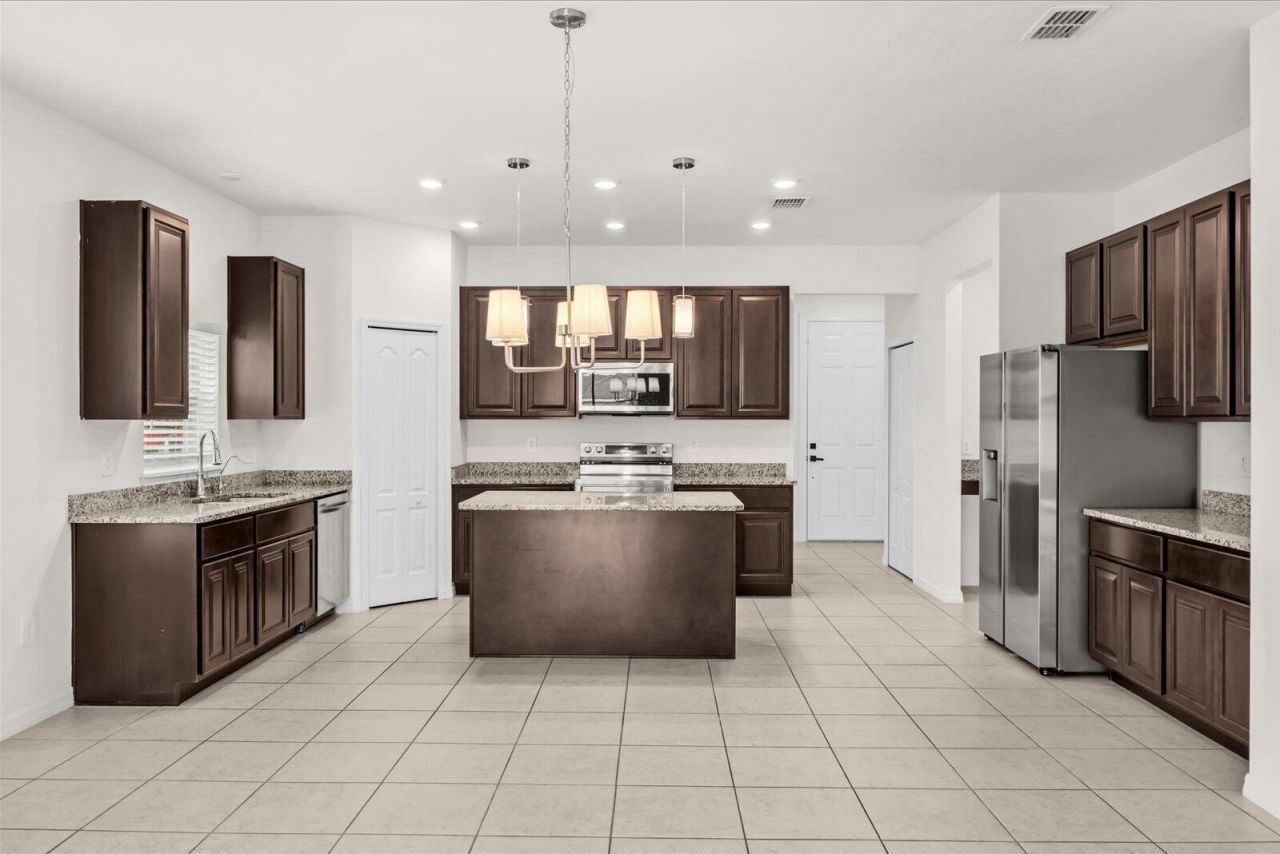 3232 SE Quay Street, Port Saint Lucie, FL 34984 Photo