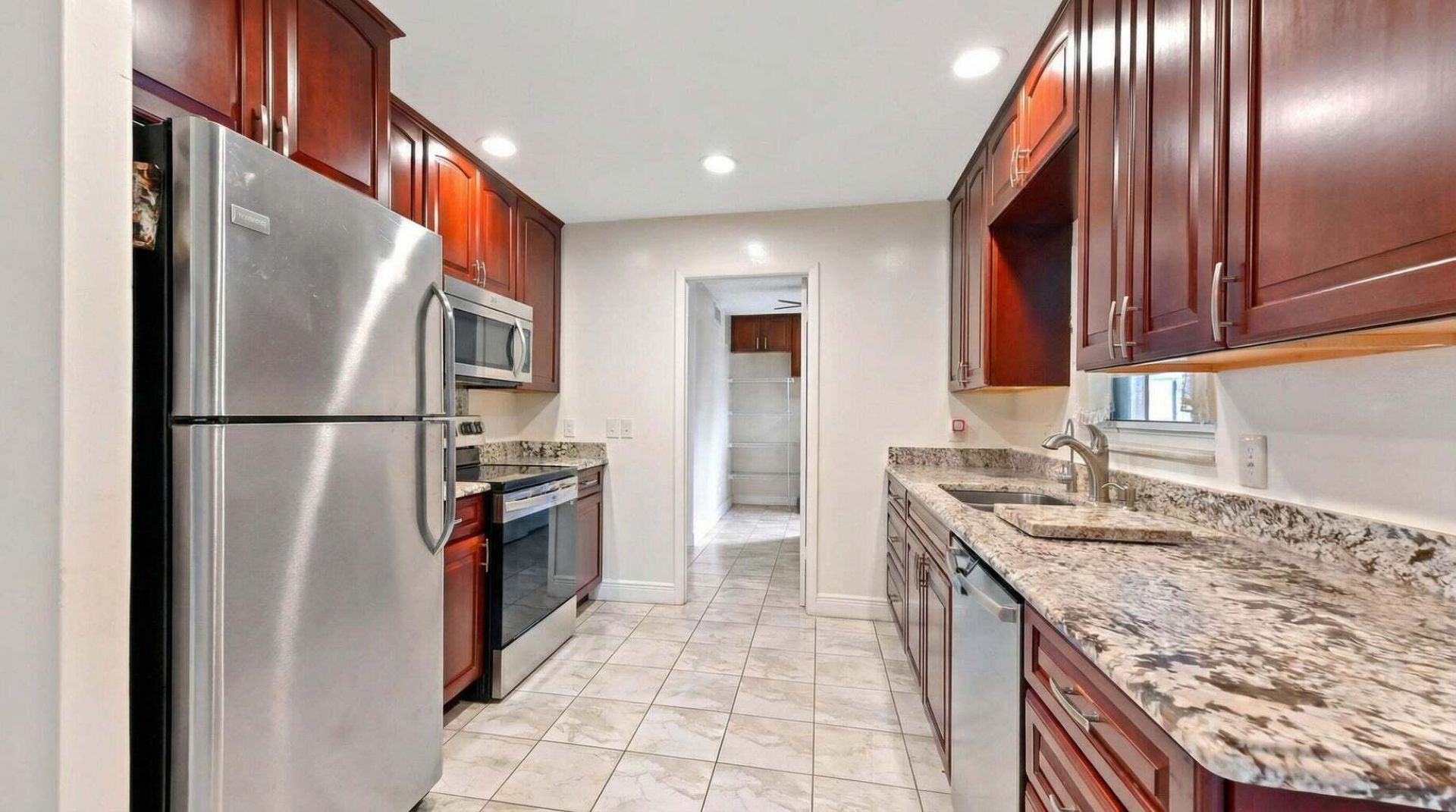 428 Alemeda Drive, Palm Springs, FL 33461 Photo