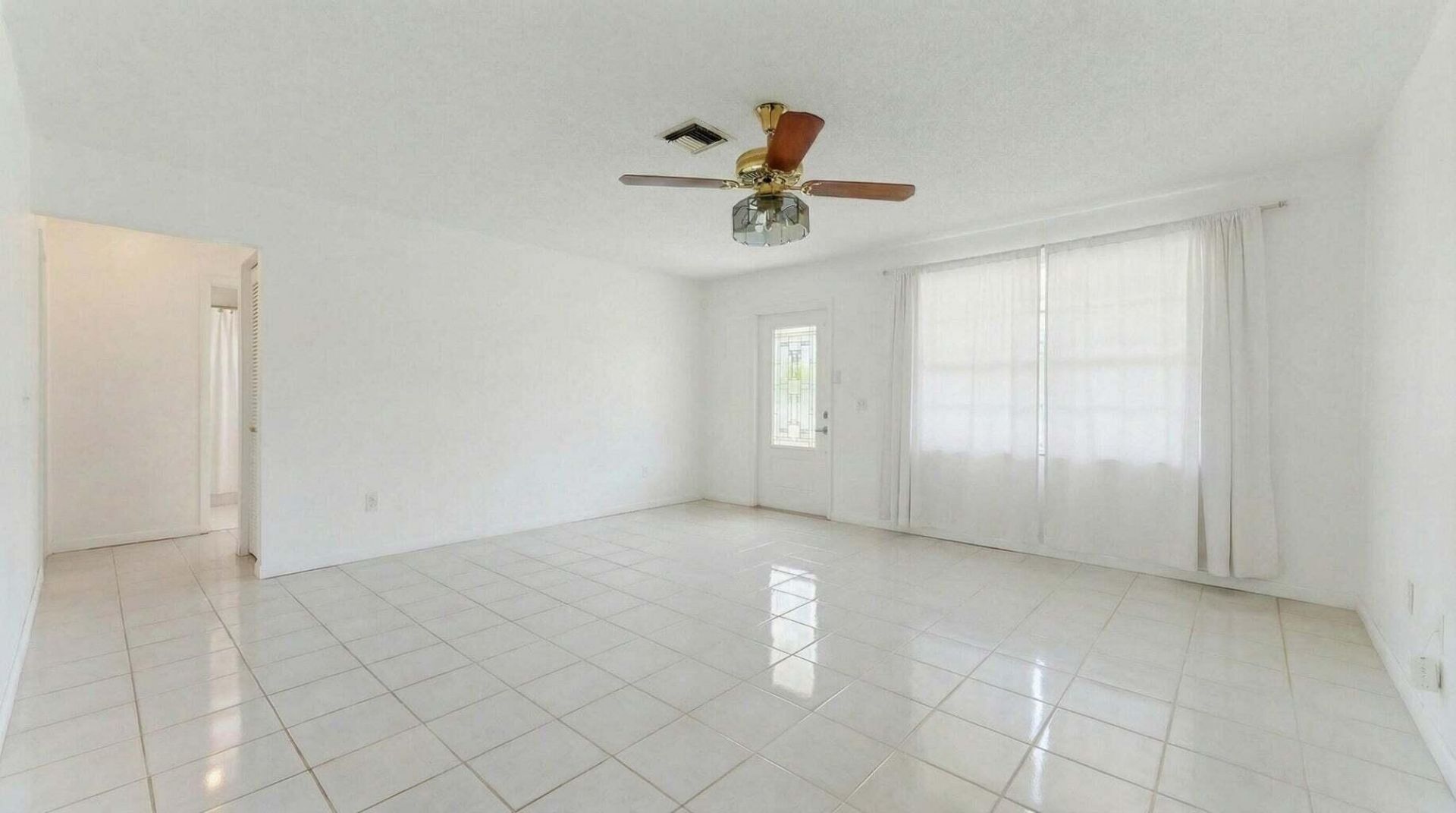 428 Alemeda Drive, Palm Springs, FL 33461 Photo