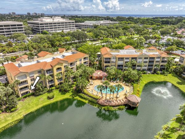 800 Uno Lago Drive, Unit 105, Juno Beach, FL 33408