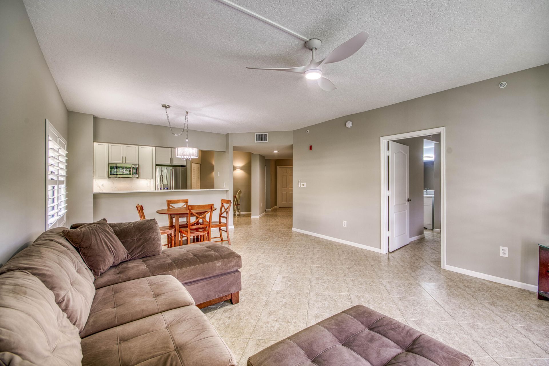 800 Uno Lago Drive, Unit 105, Juno Beach, FL 33408 Photo