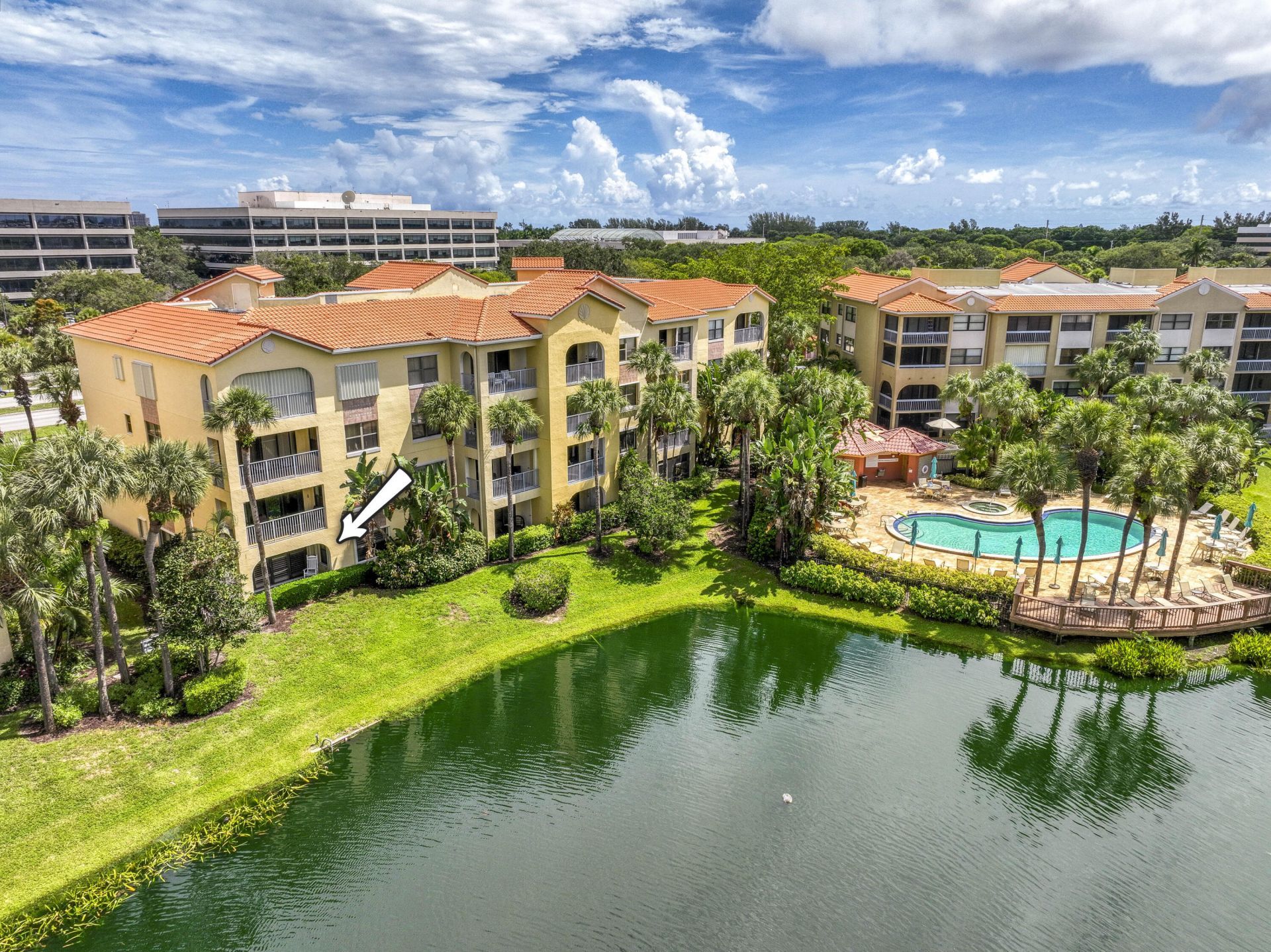 800 Uno Lago Drive, Unit 105, Juno Beach, FL 33408 Photo