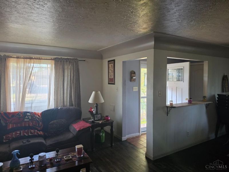 6230 Charity Drive, Green Township, OH 45248 Photo 3