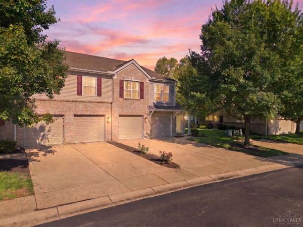 515 Heritage Green Drive, Monroe, OH 45050