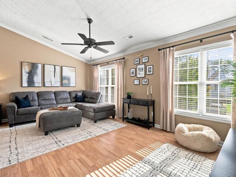 515 Heritage Green Drive, Monroe, OH 45050 Photo 15
