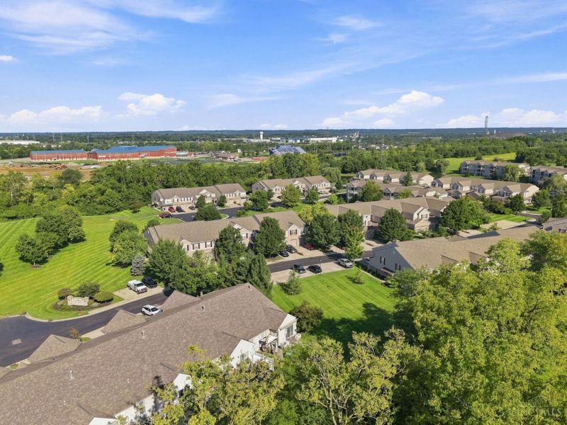 515 Heritage Green Drive, Monroe, OH 45050 Photo 5