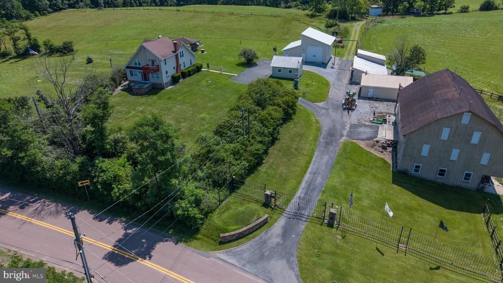 1898 SCHELLSBURG ROAD , CLAYSBURG, PA 16625