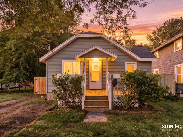 37 Walter Street SE, Wyoming, MI 49548