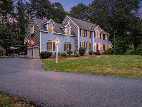 37 Herring Brook Ln, Pembroke, MA 02359