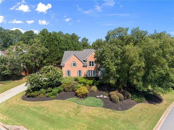 305 Willow Oak Court, Alpharetta, GA 30005