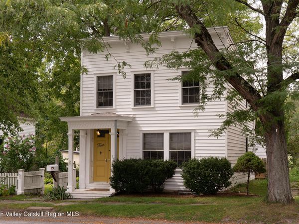 4 N Vernon Street, Athens, NY 12015