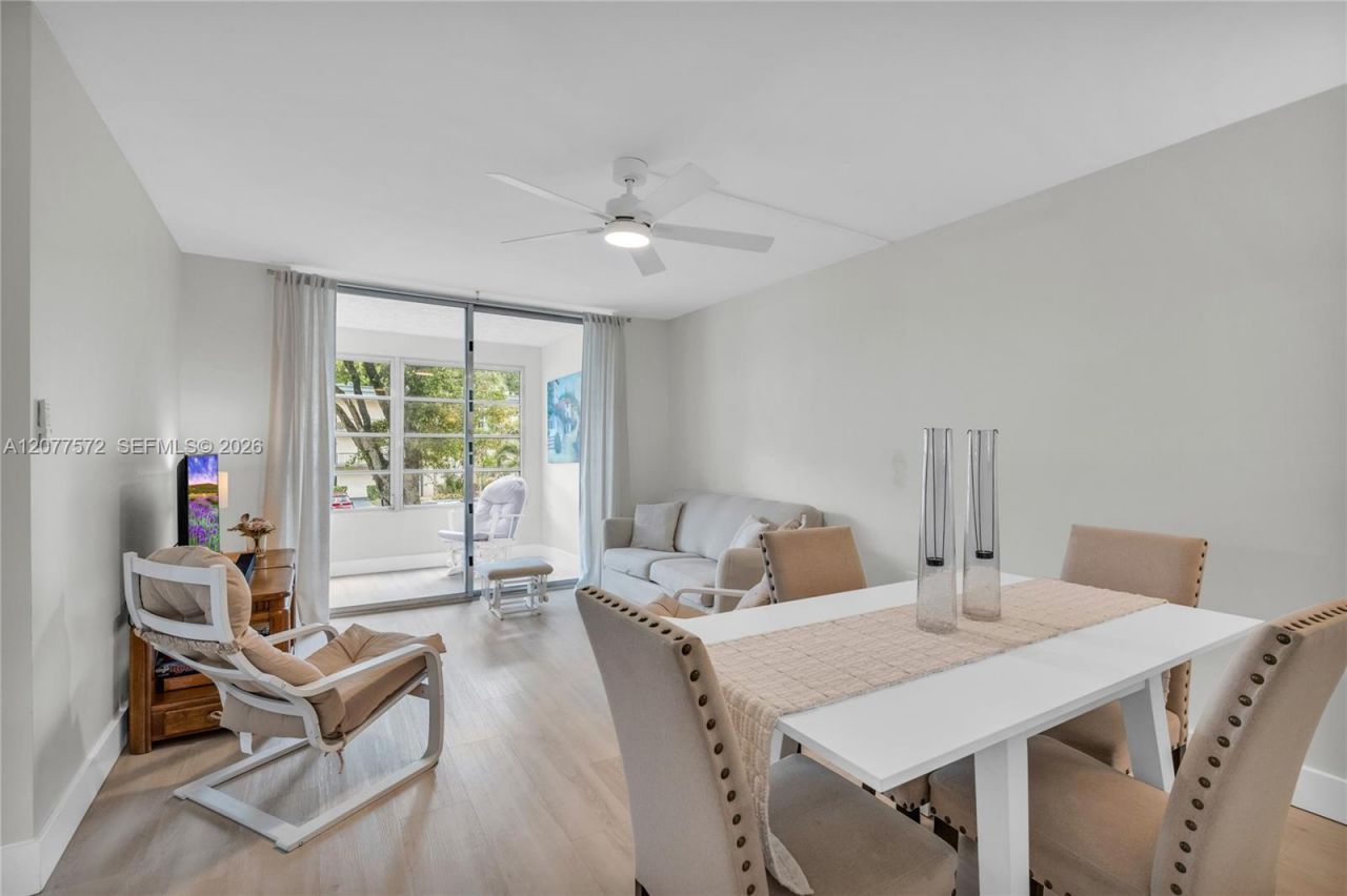 9091 Lime Bay Blvd, Unit 211, Tamarac, FL 33321 Photo