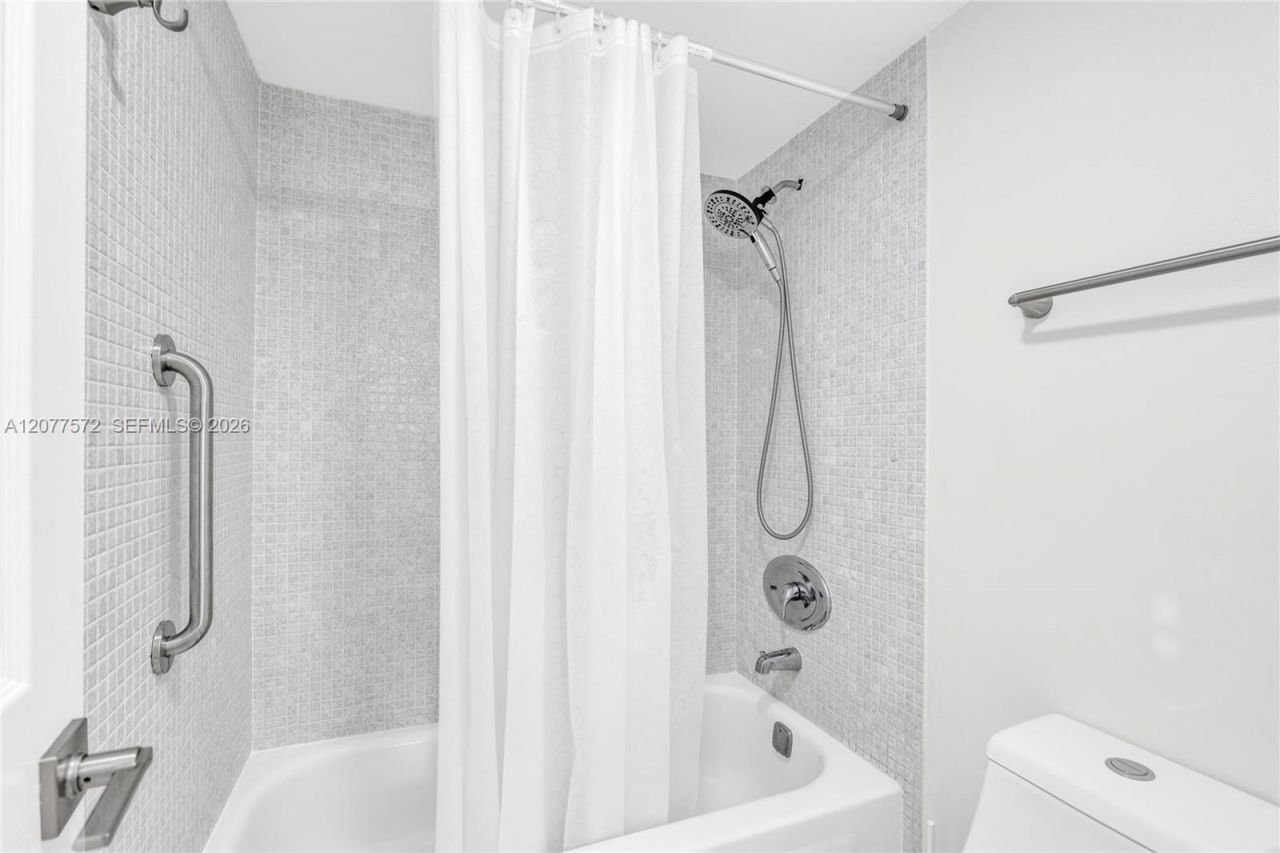 9091 Lime Bay Blvd, Unit 211, Tamarac, FL 33321 Photo