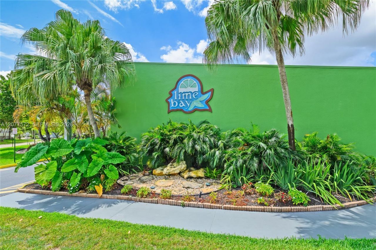 9091 Lime Bay Blvd, Unit 211, Tamarac, FL 33321 Photo