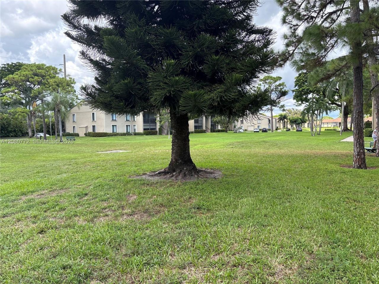 718 Sunny Pine Way, Unit F2, Greenacres, FL 33415 Photo