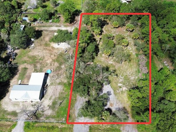 450 S Isora St , Clewiston, FL 33440