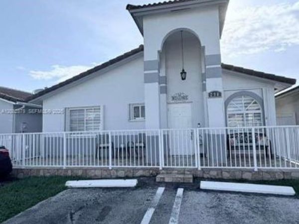 7001 W 35th Ave , Unit 290, Hialeah, FL 33018