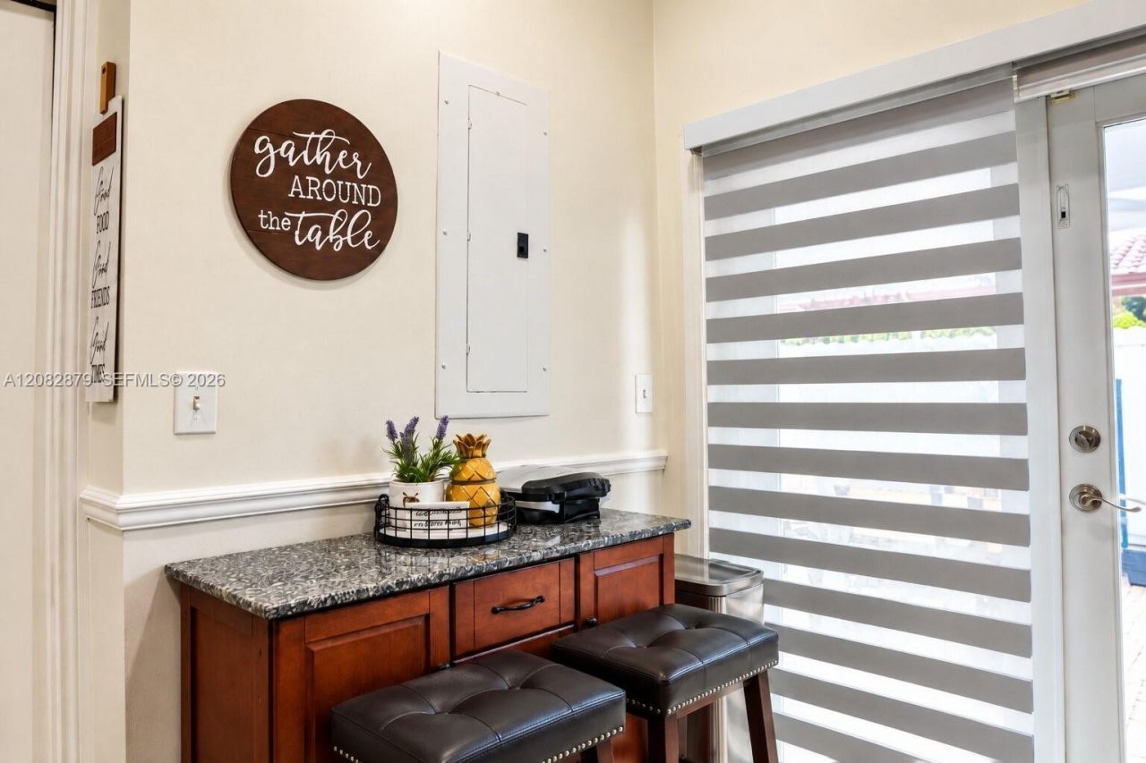 7001 W 35th Ave , Unit 290, Hialeah, FL 33018 Photo