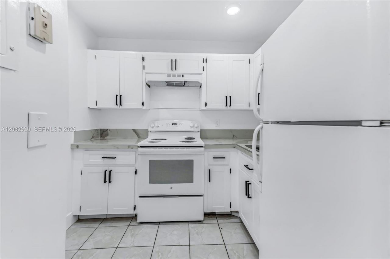 6825 W Flagler St, Unit 202, Miami, FL 33144 Photo