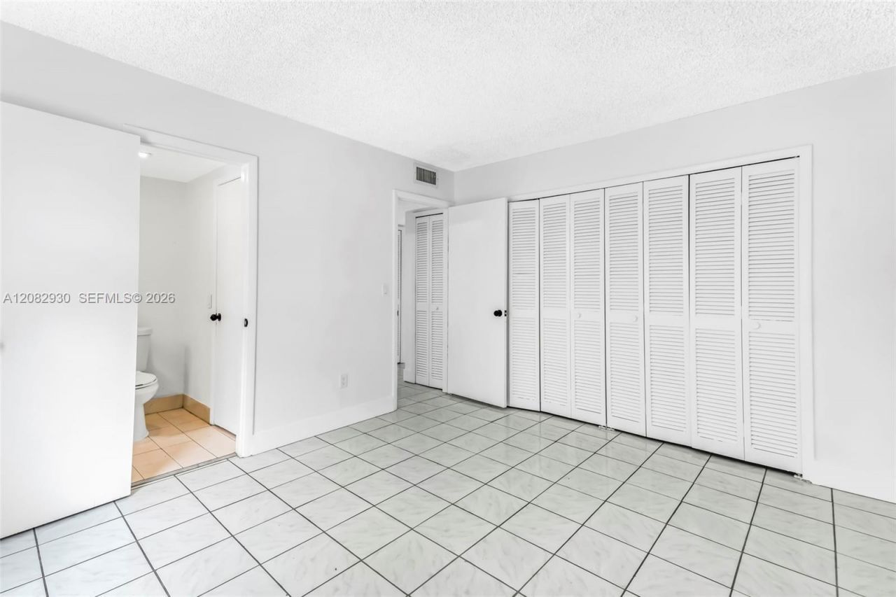 6825 W Flagler St, Unit 202, Miami, FL 33144 Photo