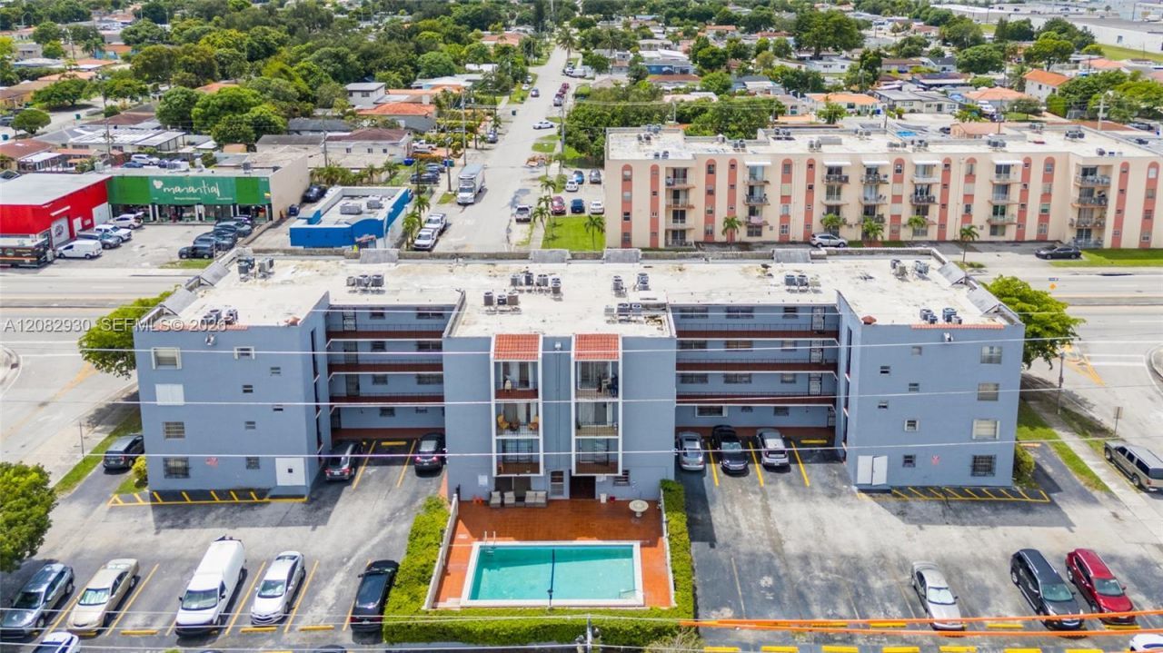 6825 W Flagler St, Unit 202, Miami, FL 33144 Photo