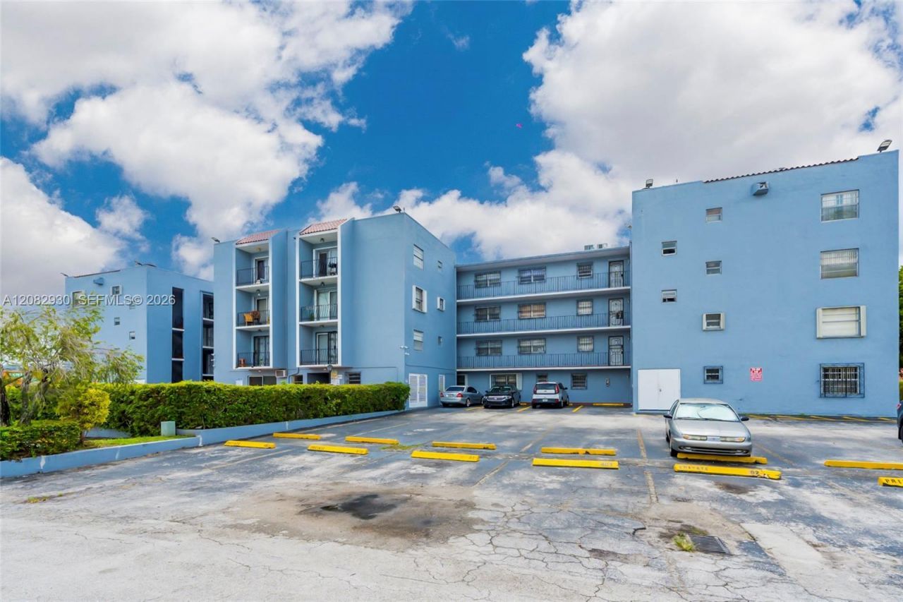 6825 W Flagler St, Unit 202, Miami, FL 33144 Photo