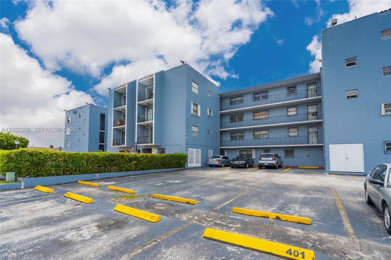 6825 W Flagler St, Unit 202, Miami, FL 33144 Photo