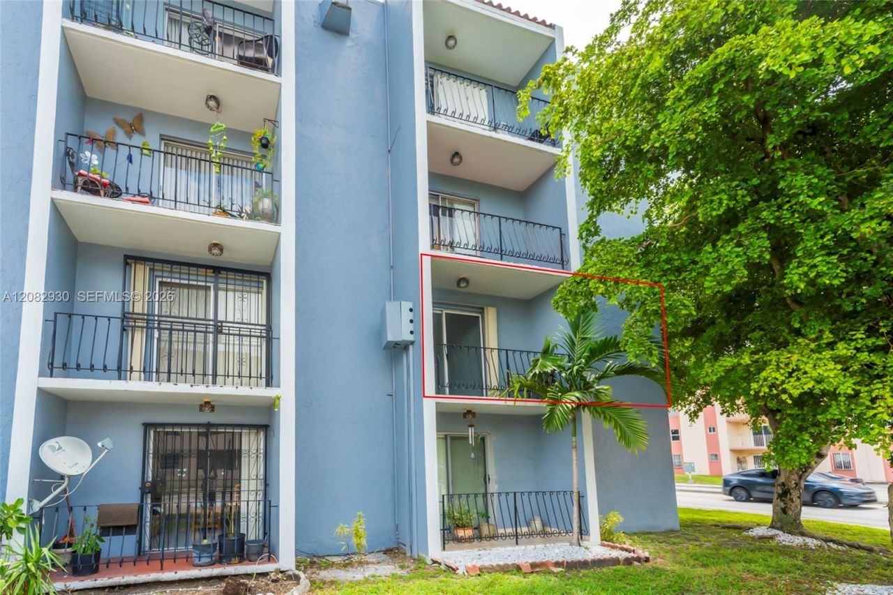 6825 W Flagler St, Unit 202, Miami, FL 33144 Photo